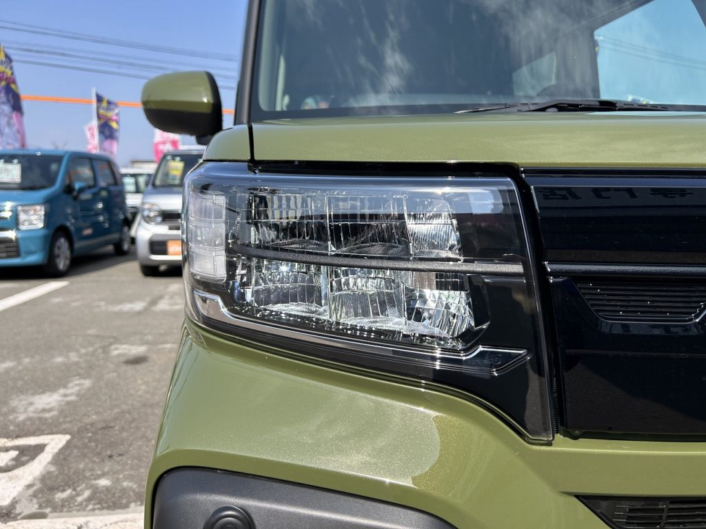 ■LEDヘッドライト