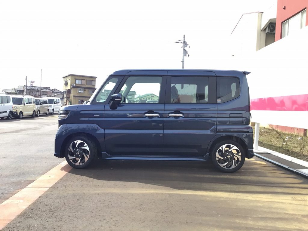 ■両側パワースライドドアのおクルマです。電動のため力を入れなくてもラクラク開閉♪