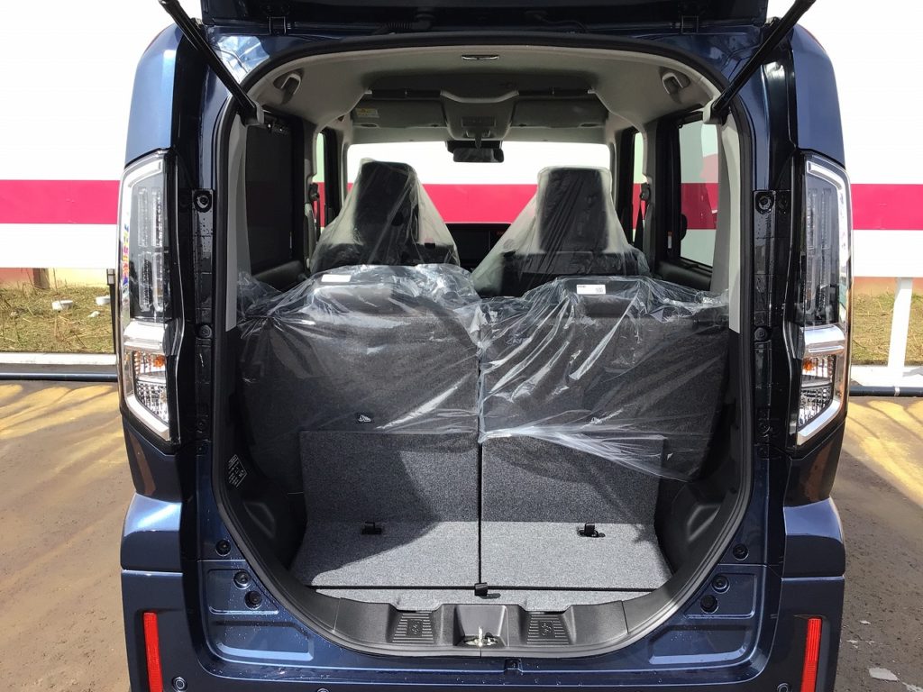 ■トランクスペース