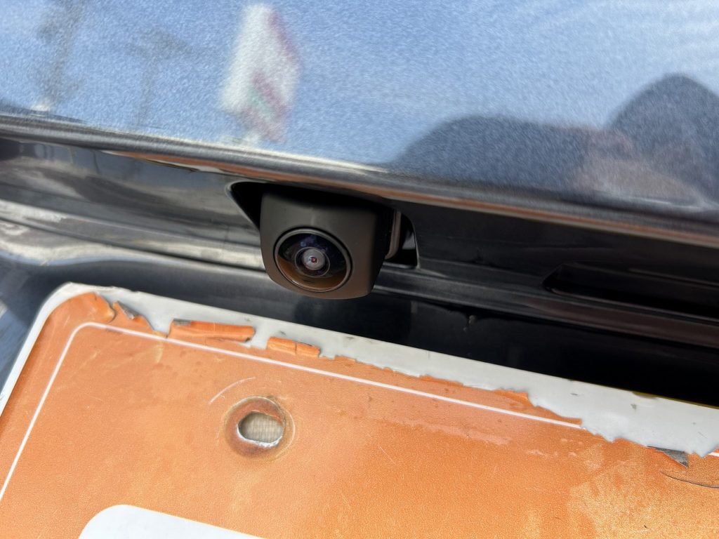 ■バックカメラ装備。バックモニターのご購入もケイバッカにおまかせください！