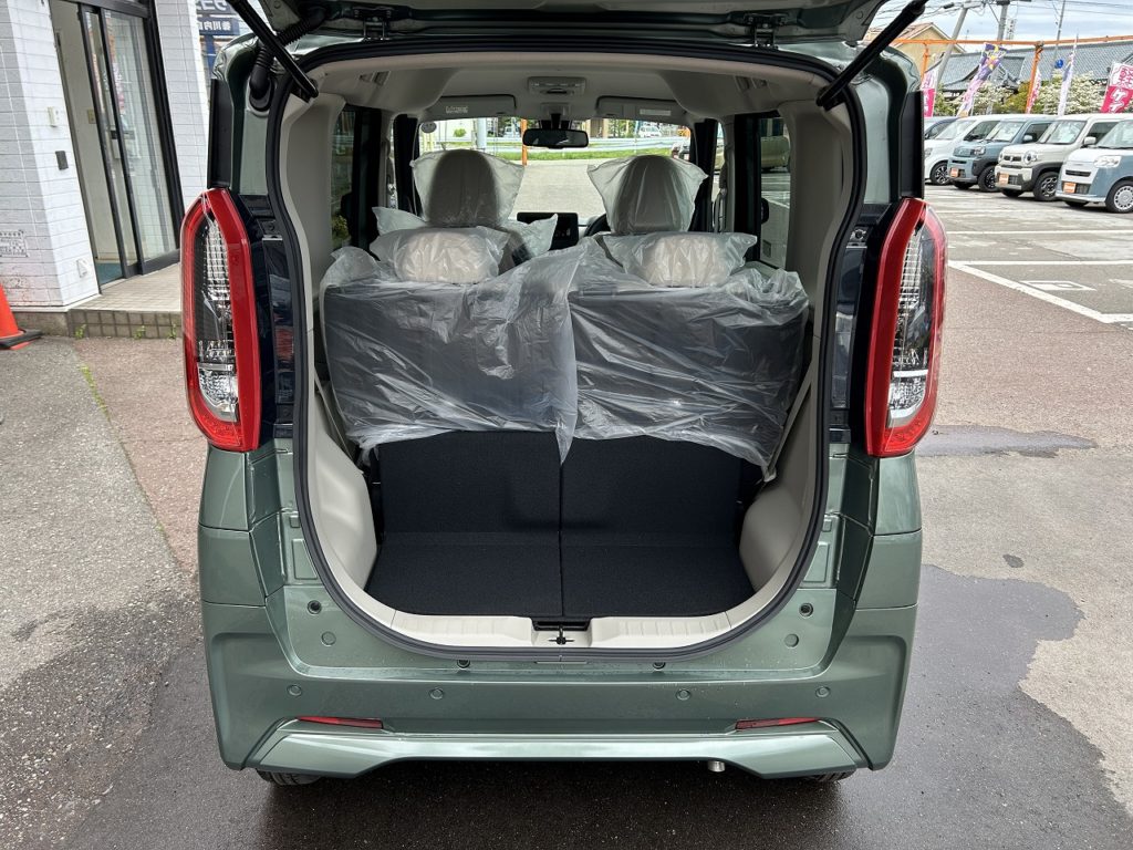 ■トランクスペース