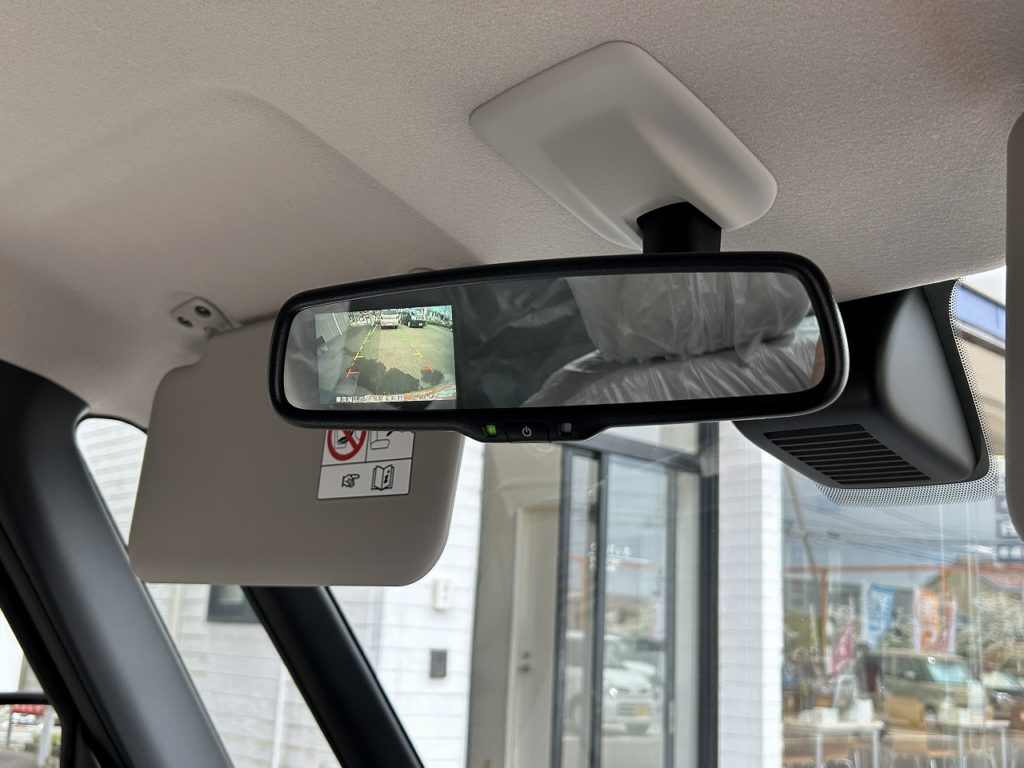 ■モニター付きバックミラー