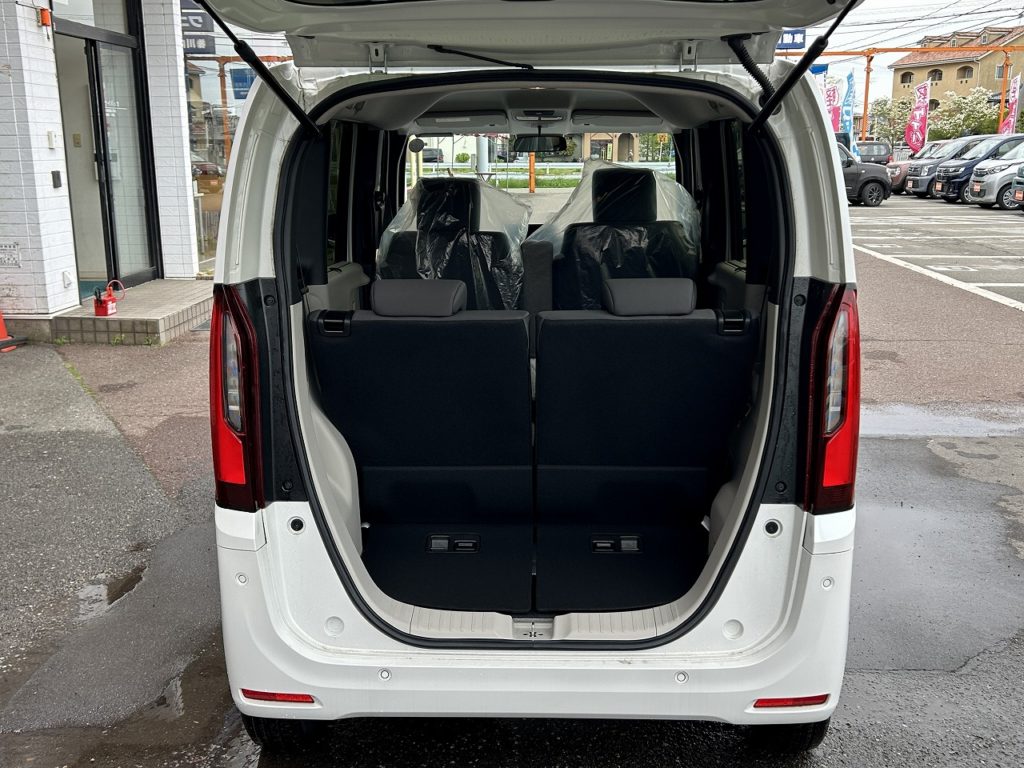 ■トランクスペース