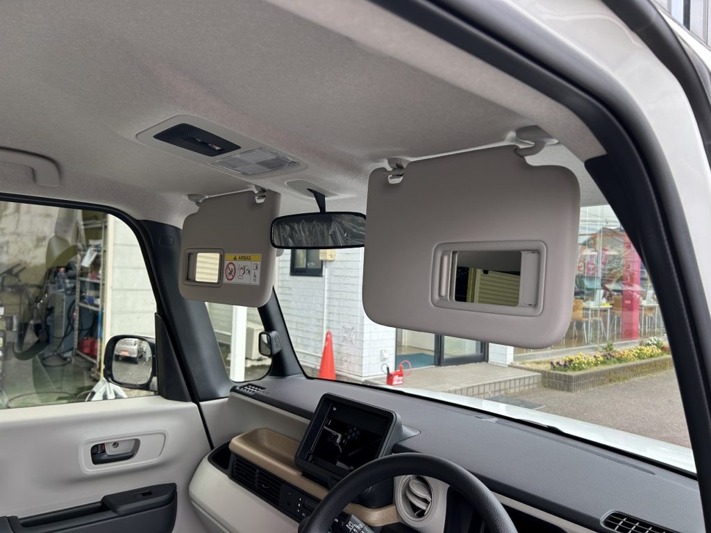 ■バニティミラー