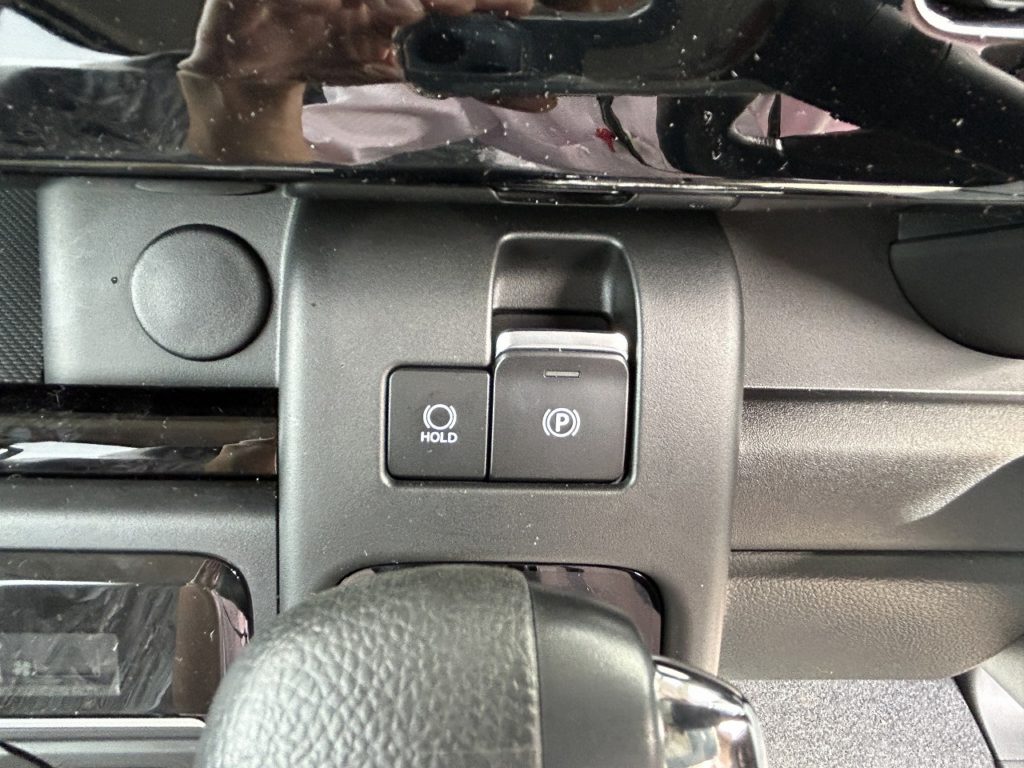 ■電子制御パーキングブレーキ　■ブレーキホールドスイッチ