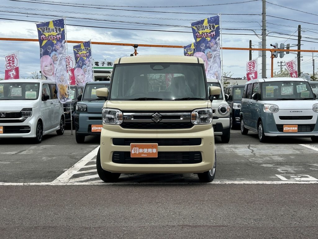 ■車体色：シフォンアイボリーM