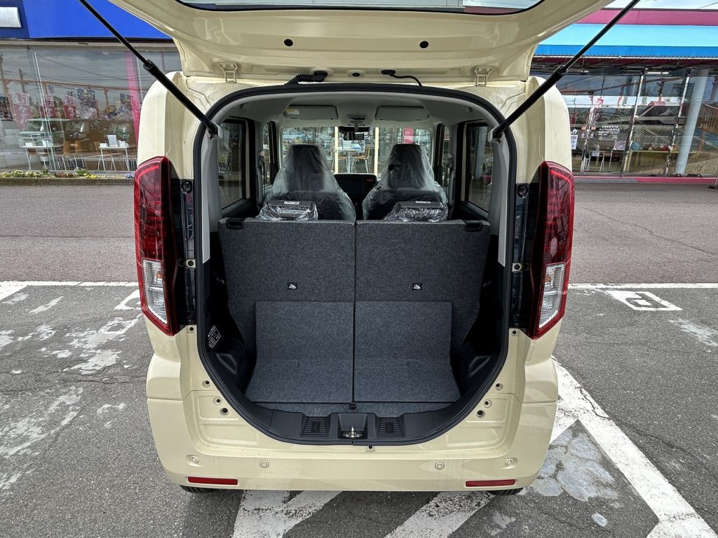 ■トランクスペース