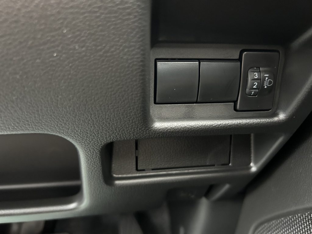 ■ヘッドライトレベライザー