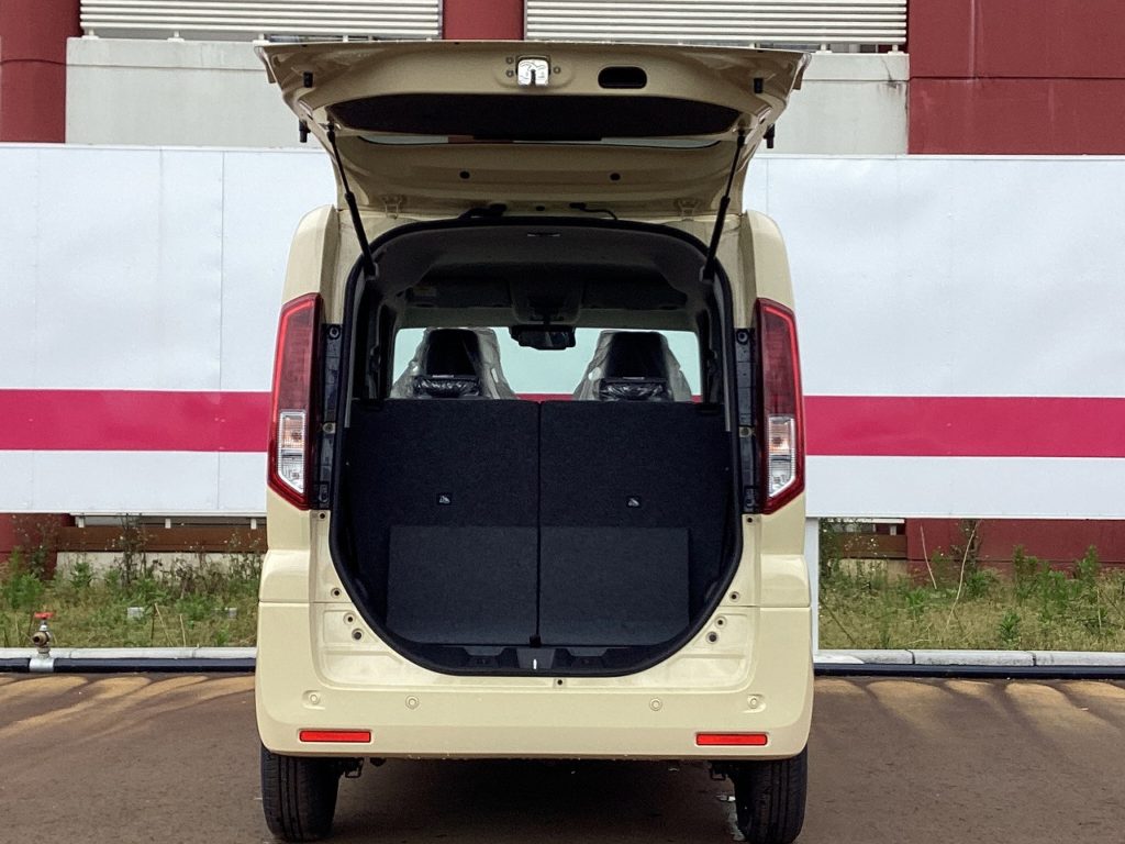 ■トランクスペース