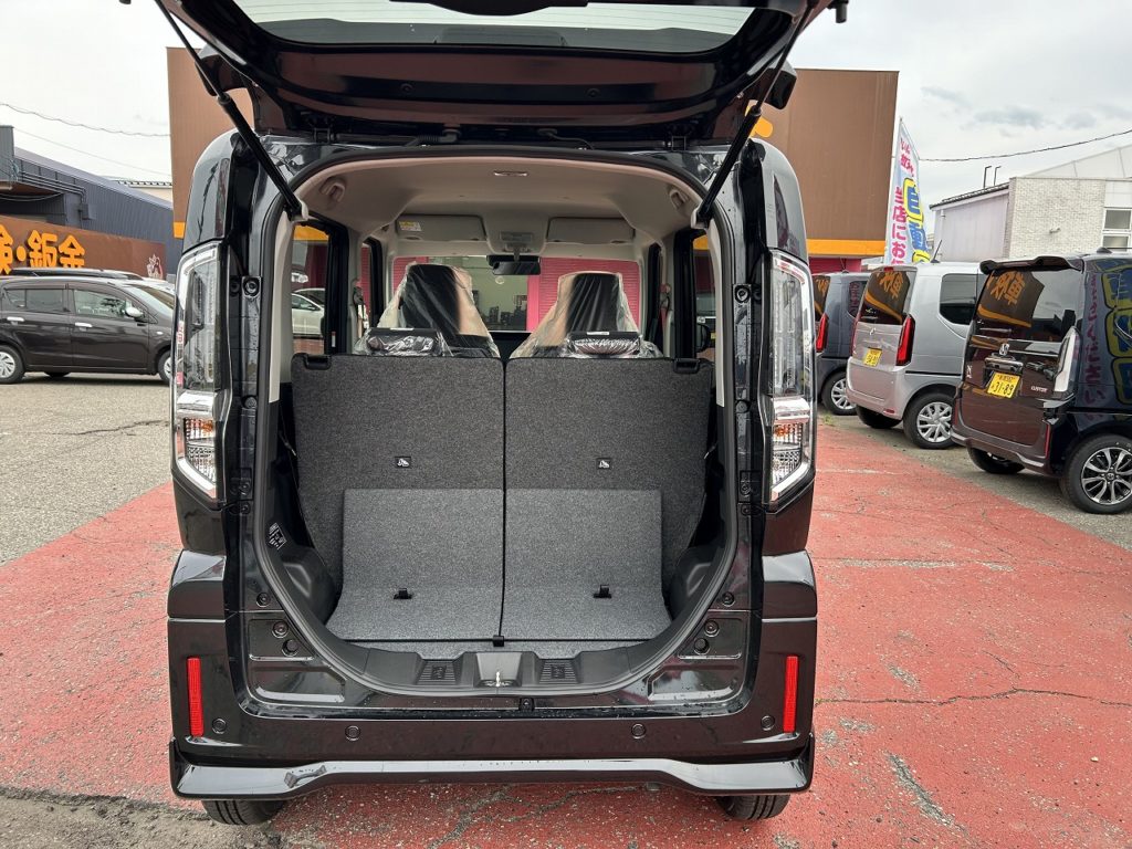 ■トランクスペース