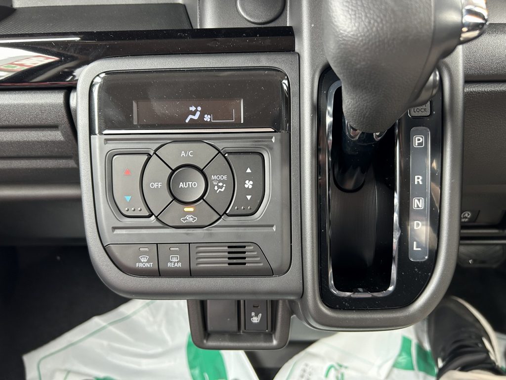 ■インパネシフト　■オートエアコン