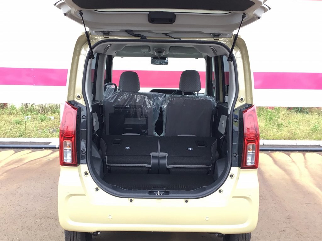 ■後部座席を全て倒せば収納力UP！